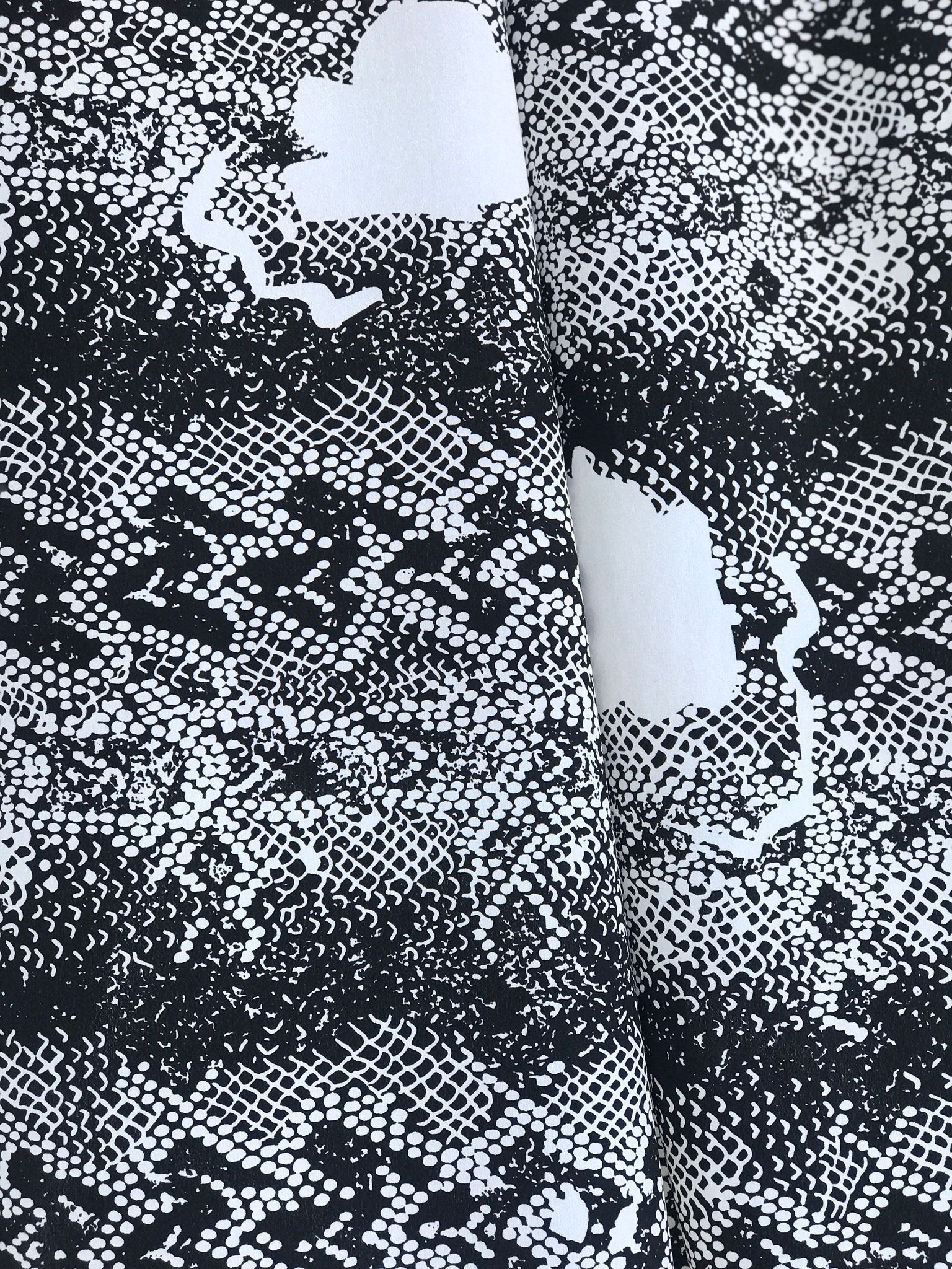 black on white mixed silk print fabric python design 140cm wide