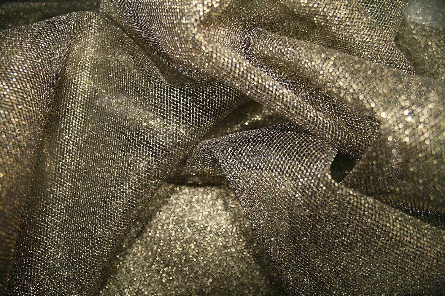 Metallic gold Tulle fabric, Netting, Christmas Tablecloth, Tutus, Skirts, Garters, Fascinators, millinery Hat party decoration 150cm 60"