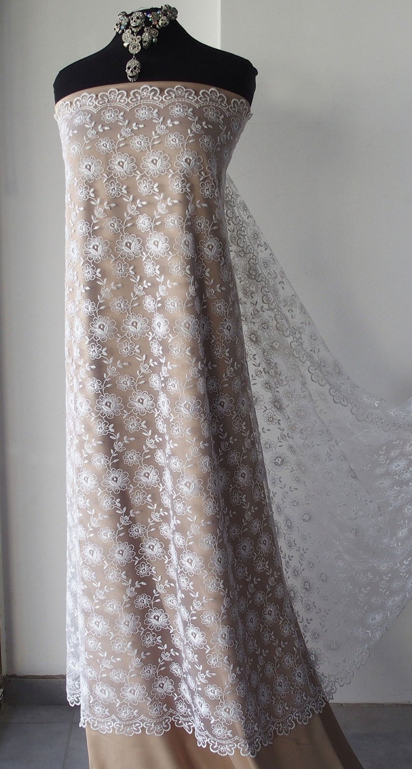 Ivory off white bridal lace fabric veiling scallop edge both ends 120cm 45  inches wide